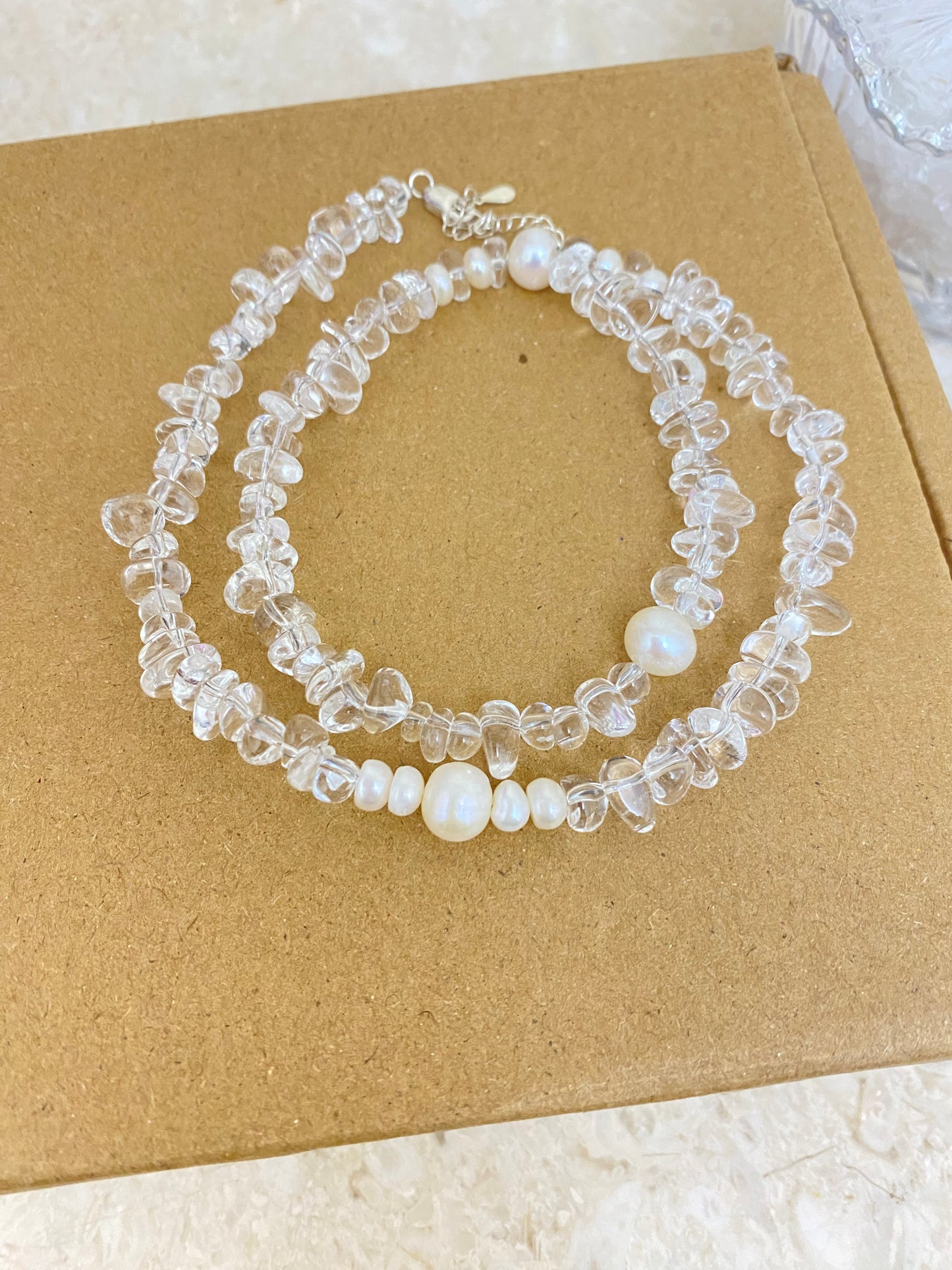 Crystal- White crystal pearl necklace