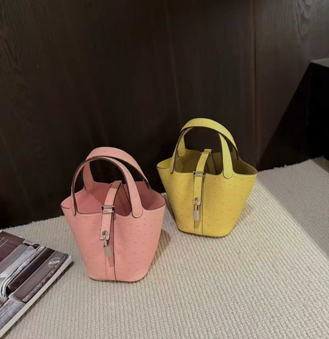 H Collection- Mini Ostrich Piction 14 cm