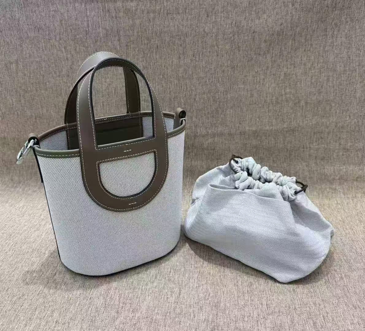 H collection- 帆布拼皮,豬鼻菜藍