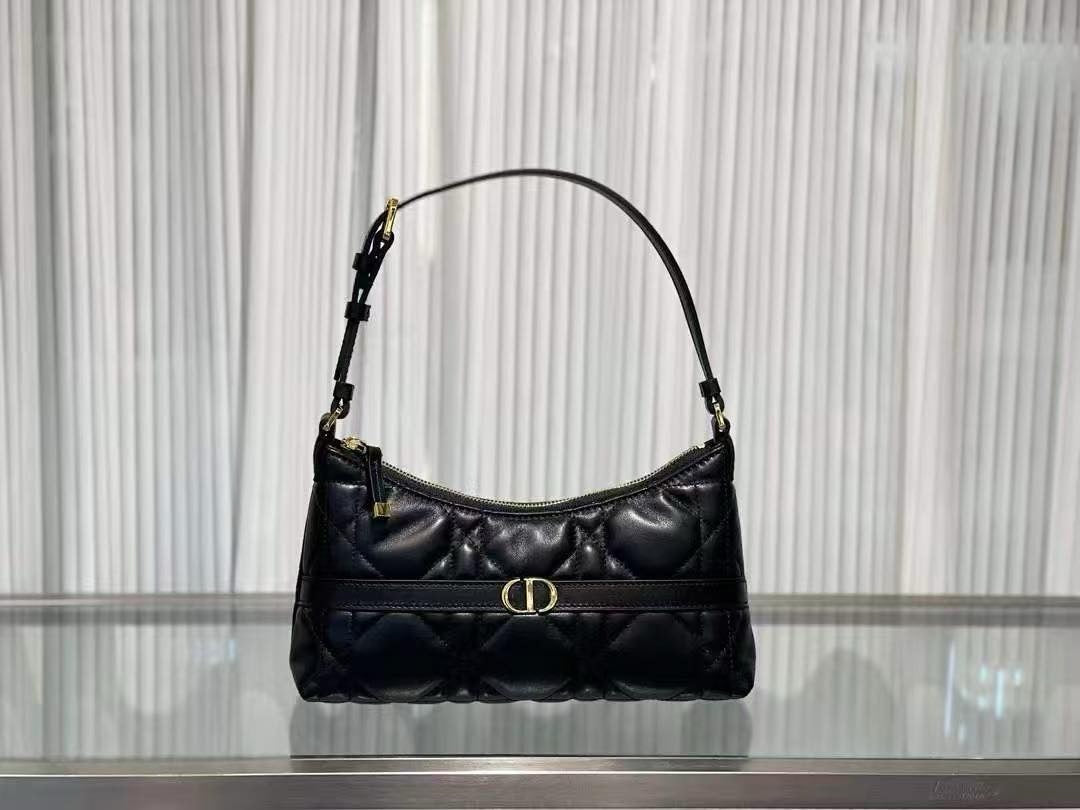 D collection- Lame skin shoulder bag