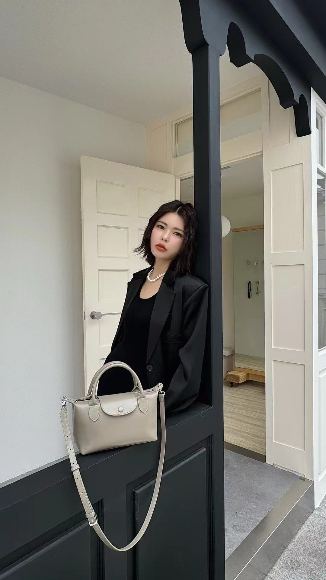 Korea product- Leather Dumping bag