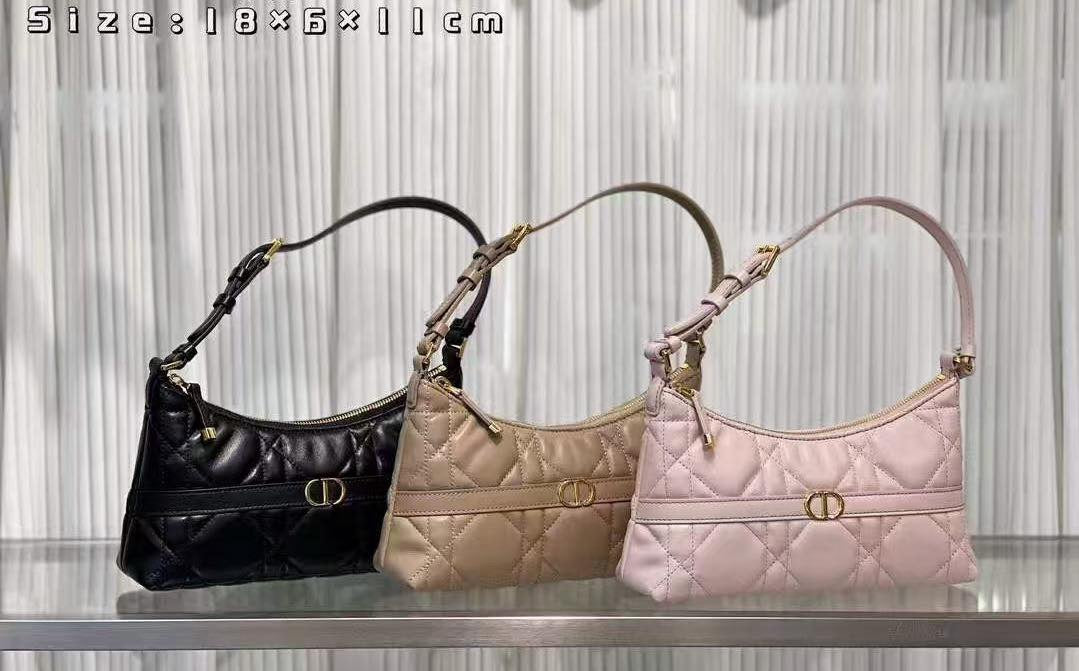 D collection- Lame skin shoulder bag