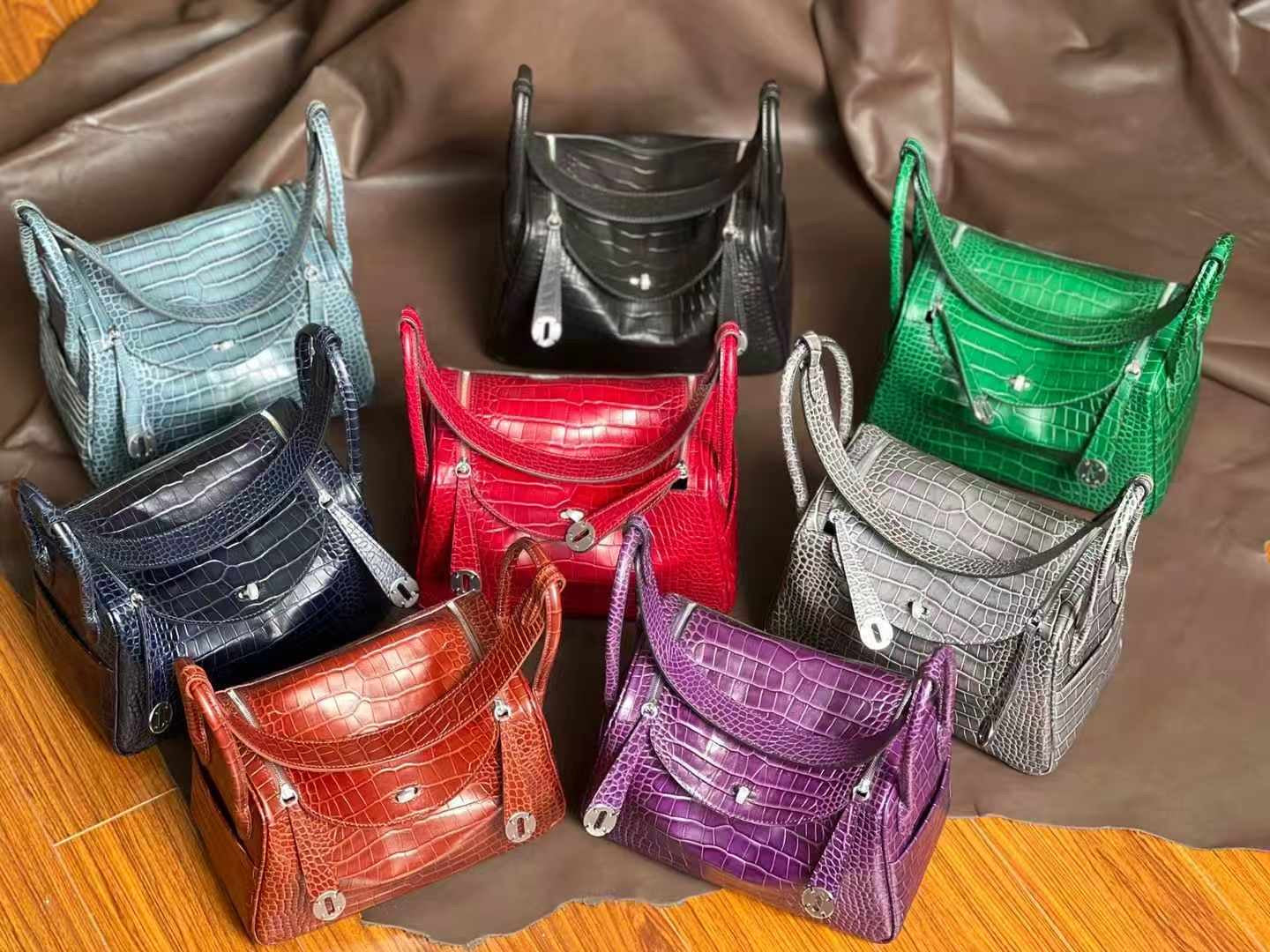 H collection- crocodiles pattern Lindy 26cm ( super high quality)