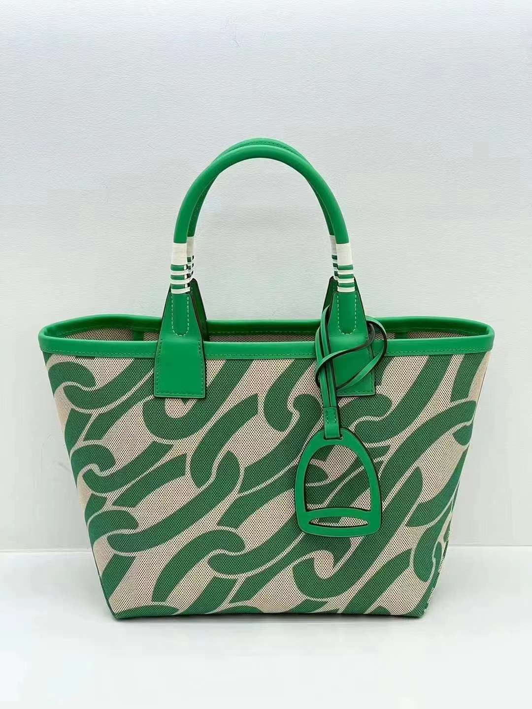 H Collection- Canvas Tote (預訂款)
