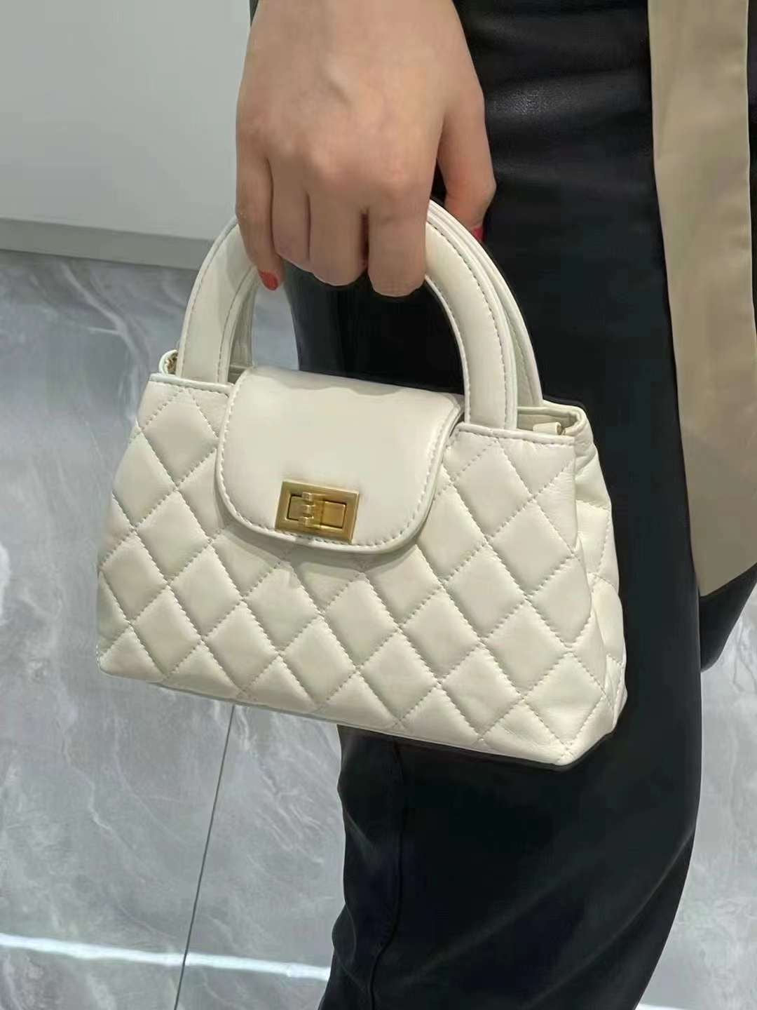 CC style- Lamb skin kelly