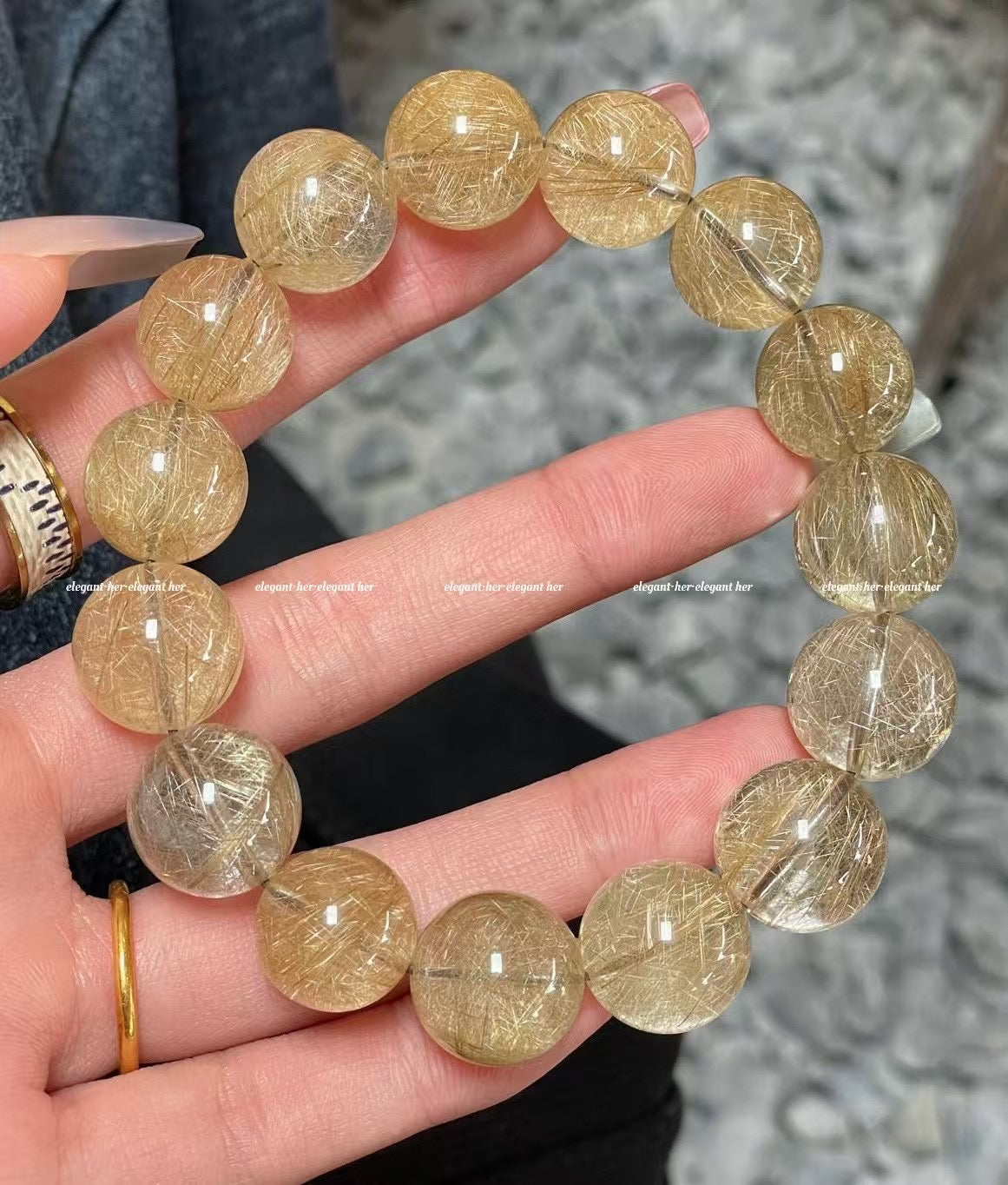 Crystal- 頂級極品金髮晶