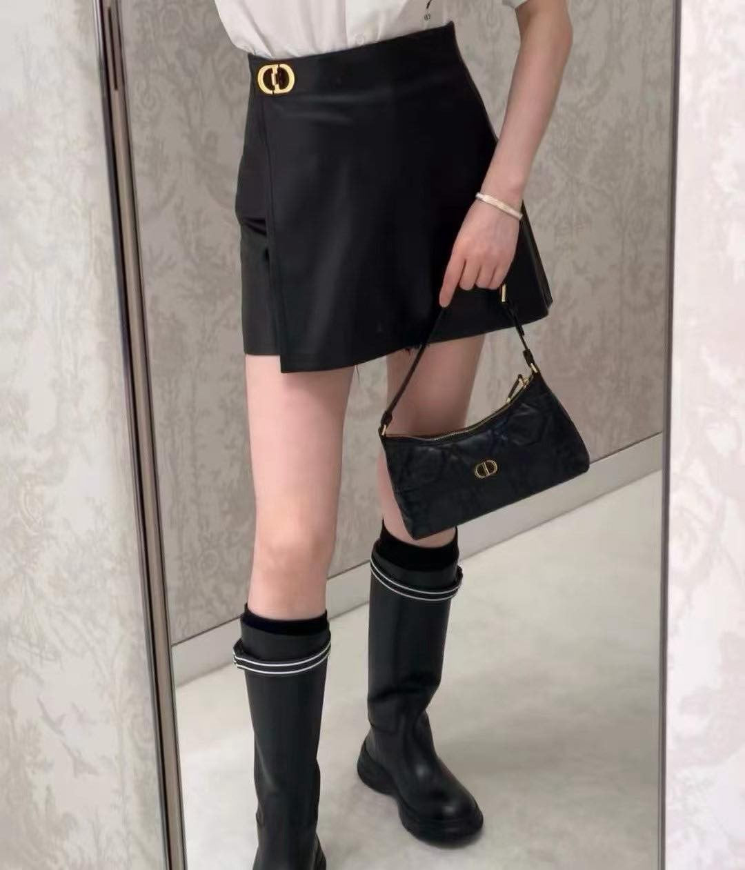 D collection- Lame skin shoulder bag