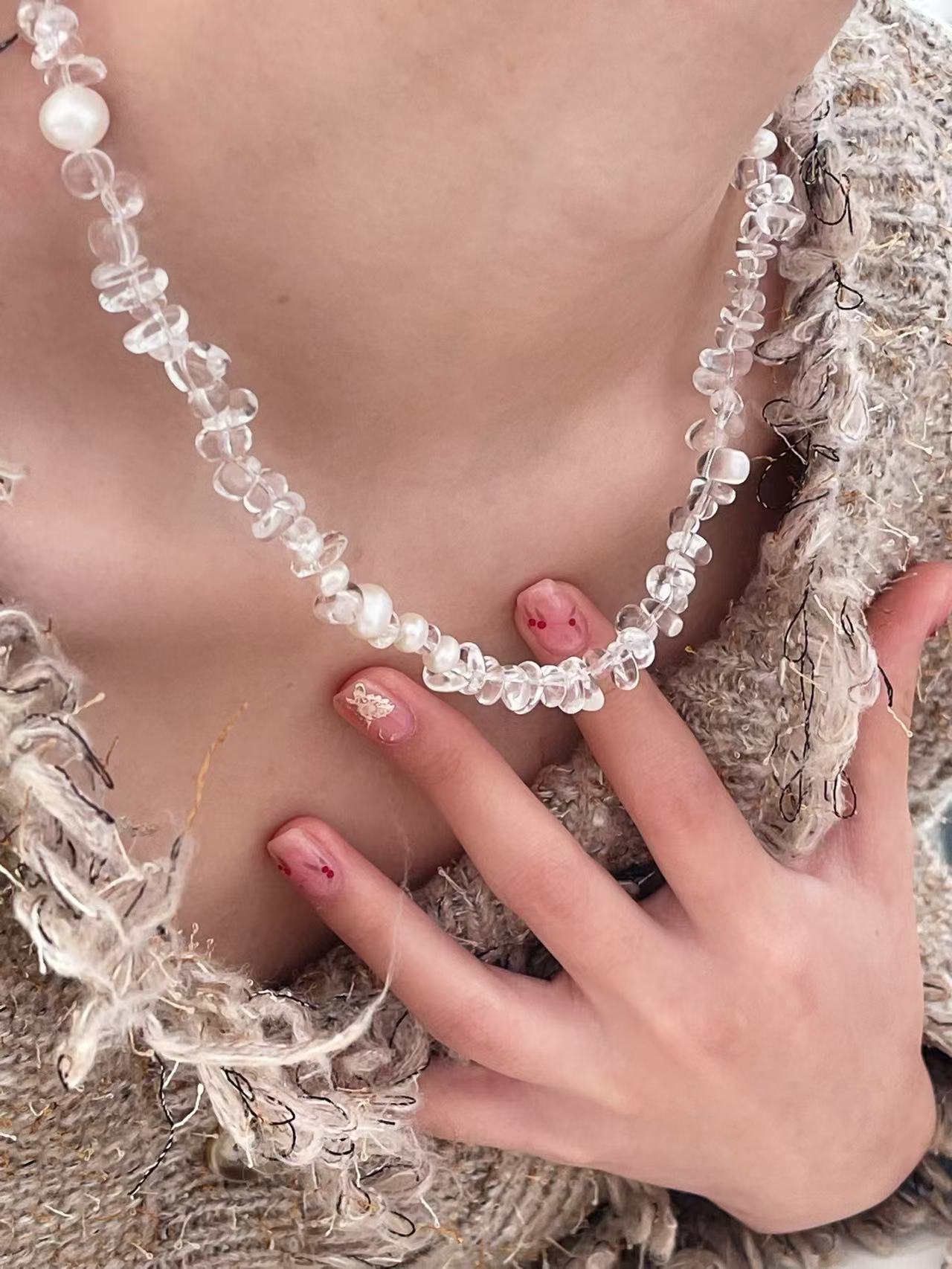 Crystal- White crystal pearl necklace