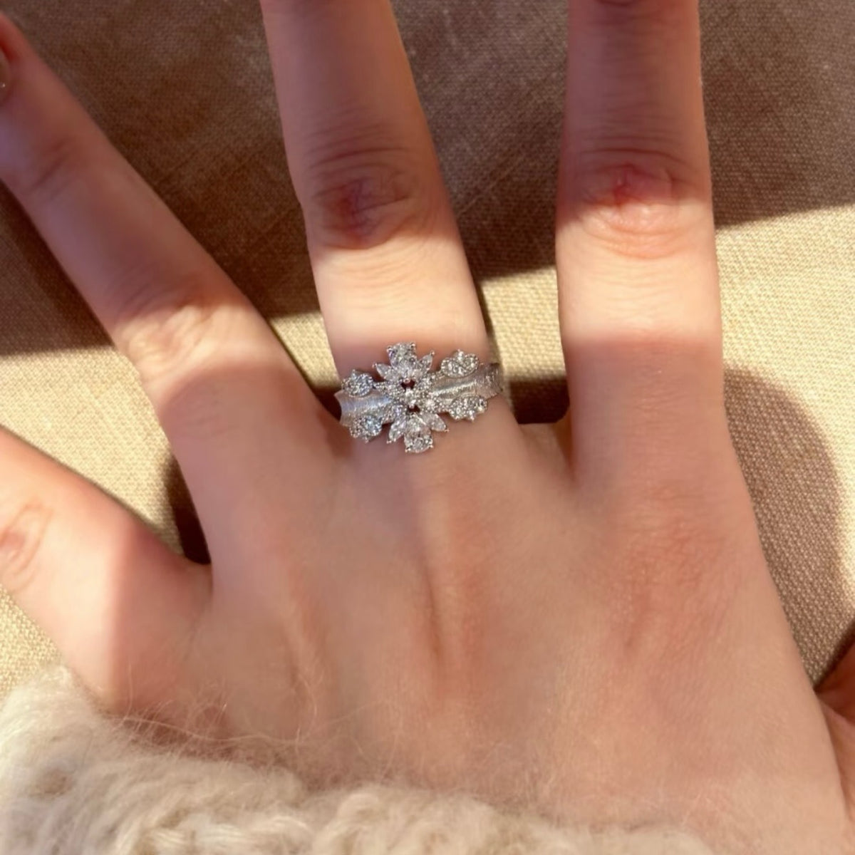 925 Ring戒子 拉絲馬眼水滴花朵戒指