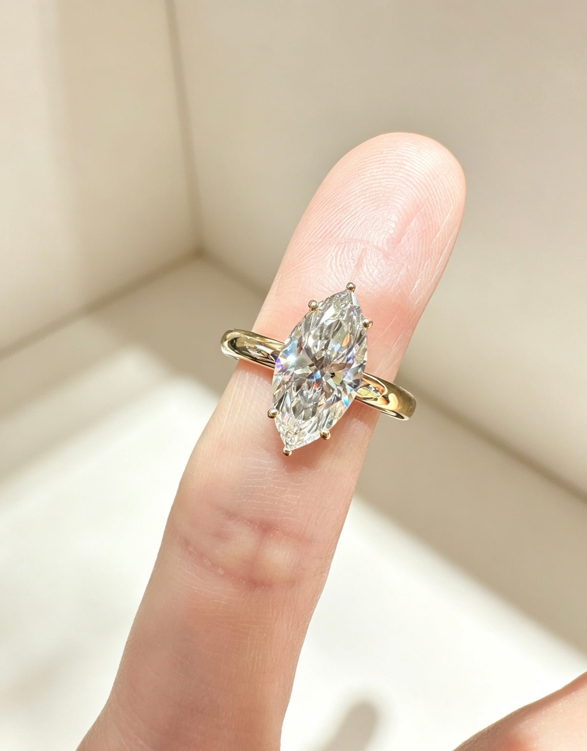 jewelry-真金真鑽｜ 2卡馬眼石簡約經典鑽戒