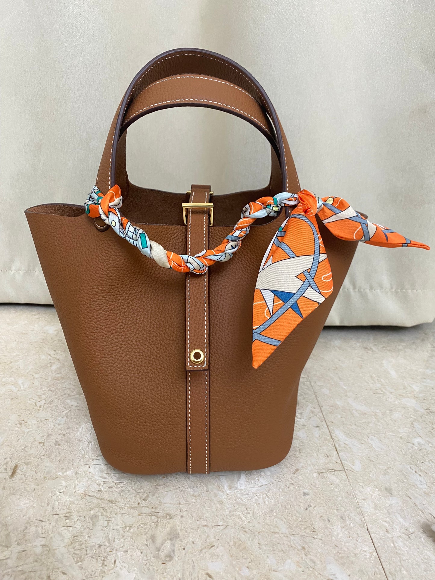 H collection- Korea leather bucket (pic style)