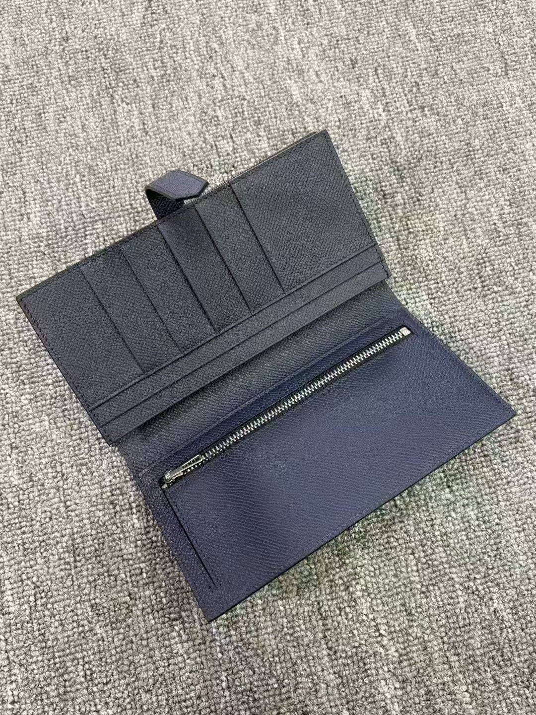 H collection- Long wallet