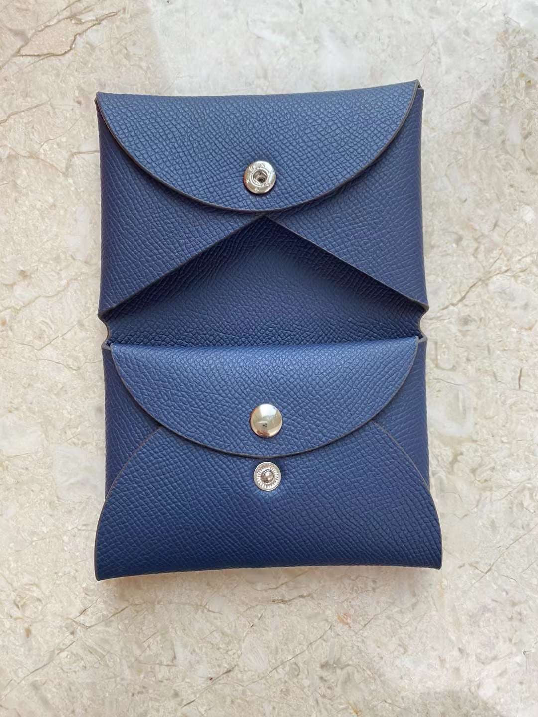 H collection- card holder