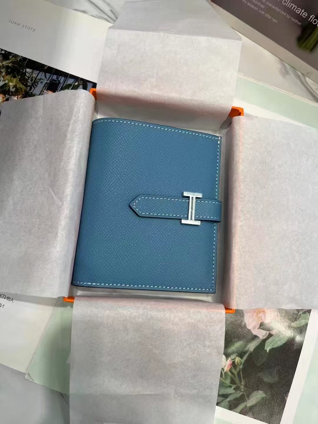 H collection- Short wallet