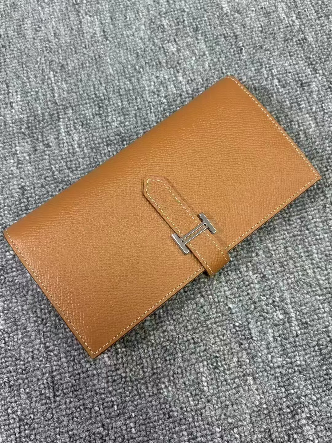 H collection- Long wallet