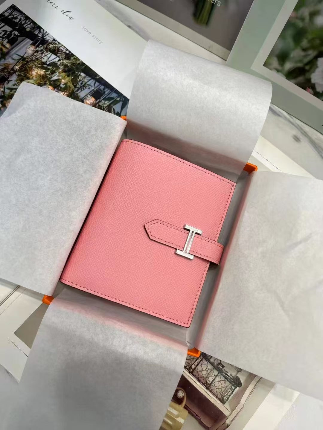 H collection- Short wallet