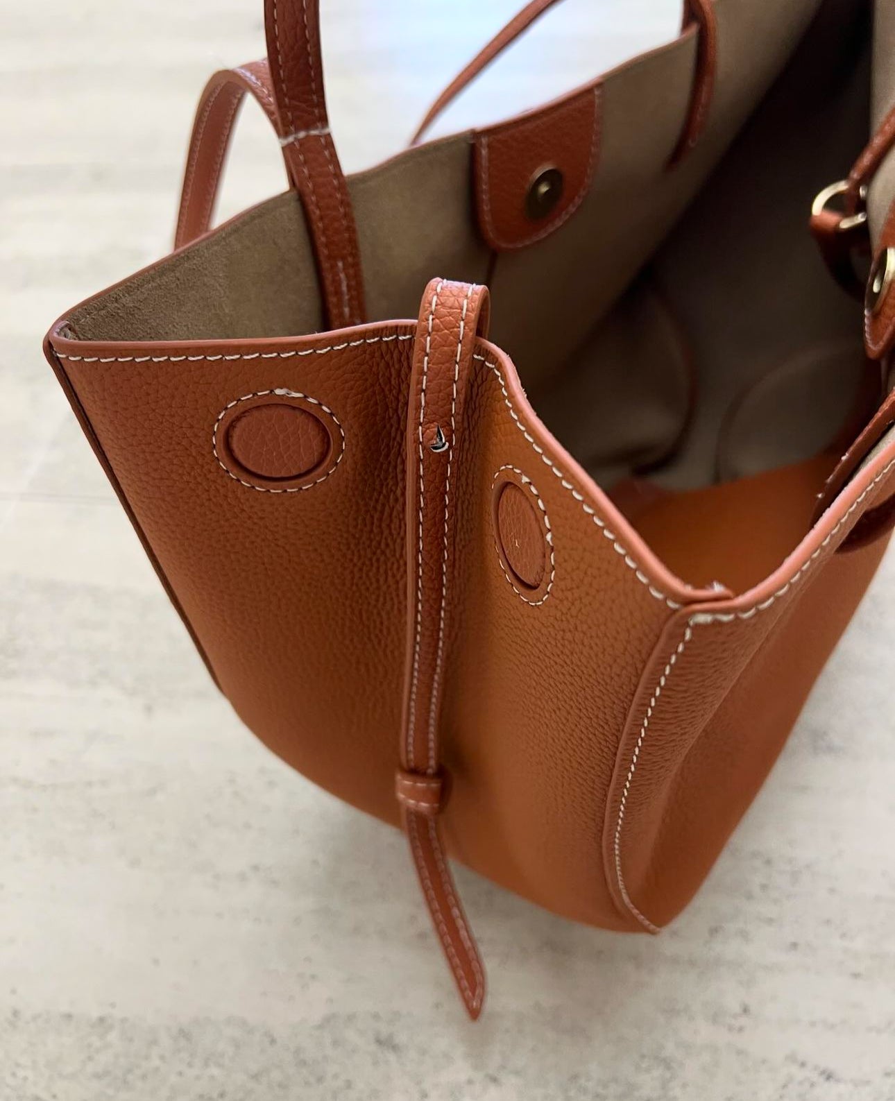 Leather tote