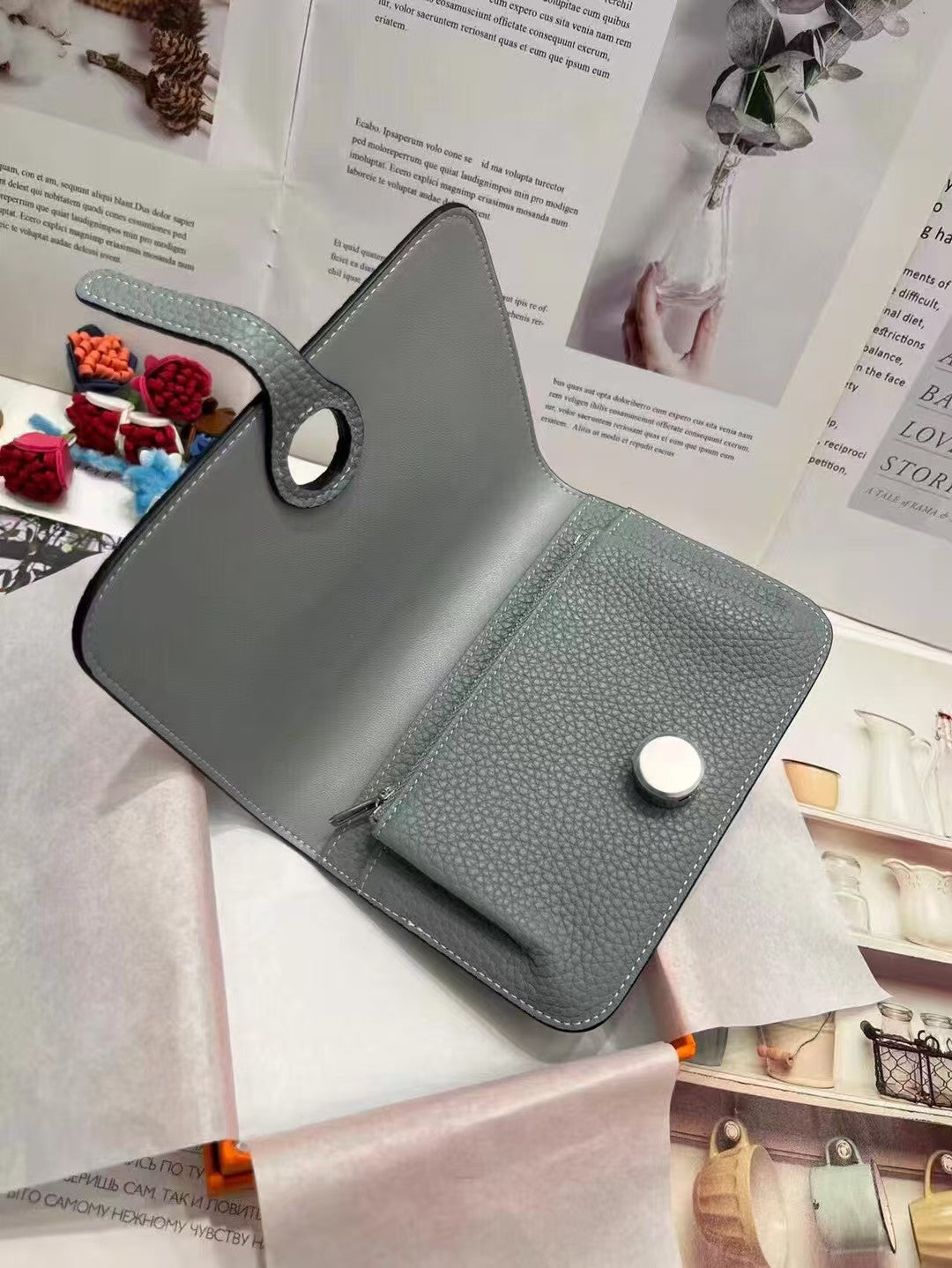H collection- Dog style wallet