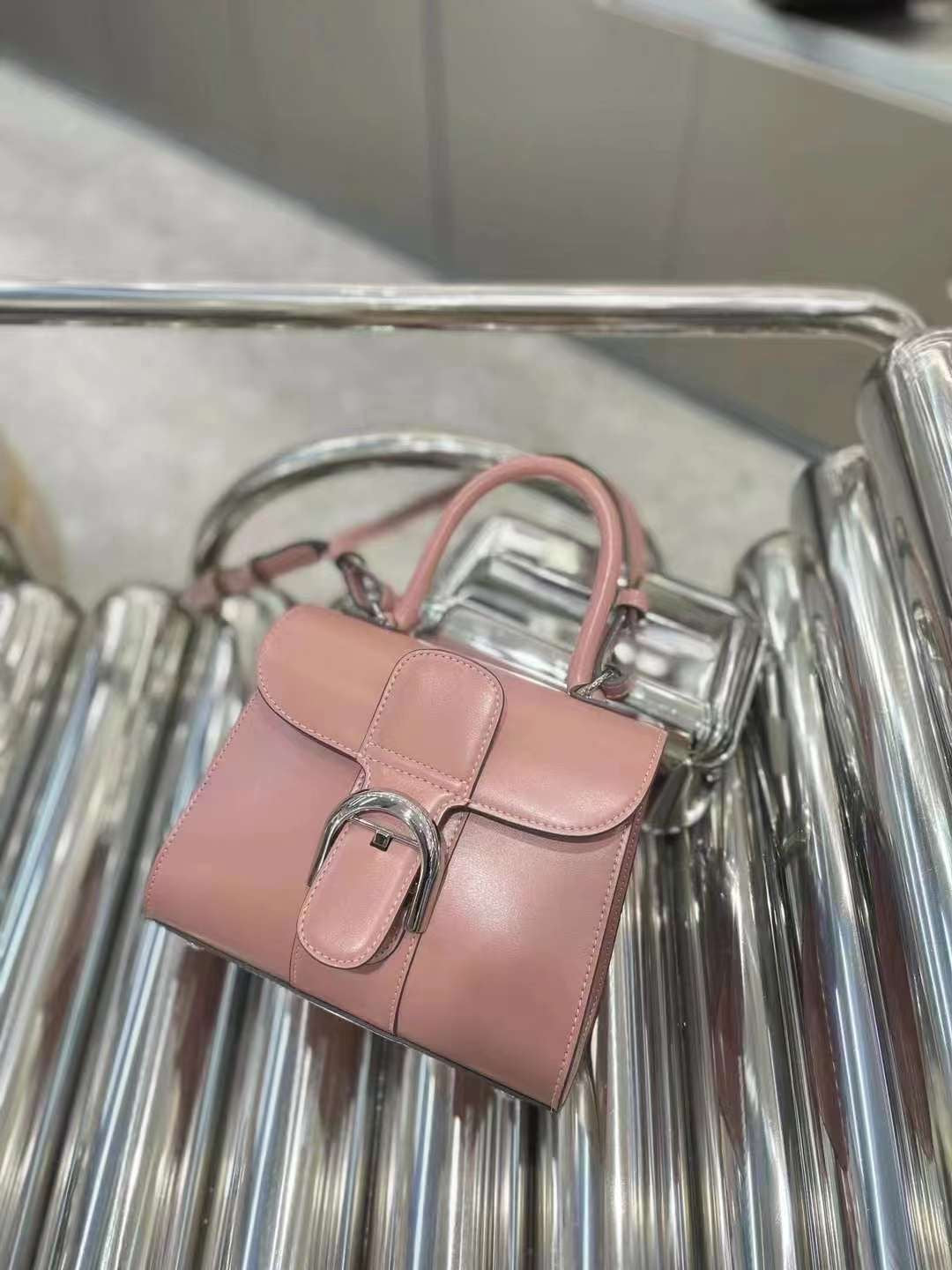 DX collection - handle bag