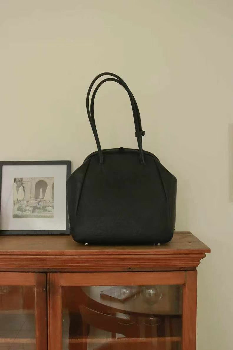 Korea designer- Vintage style Tote