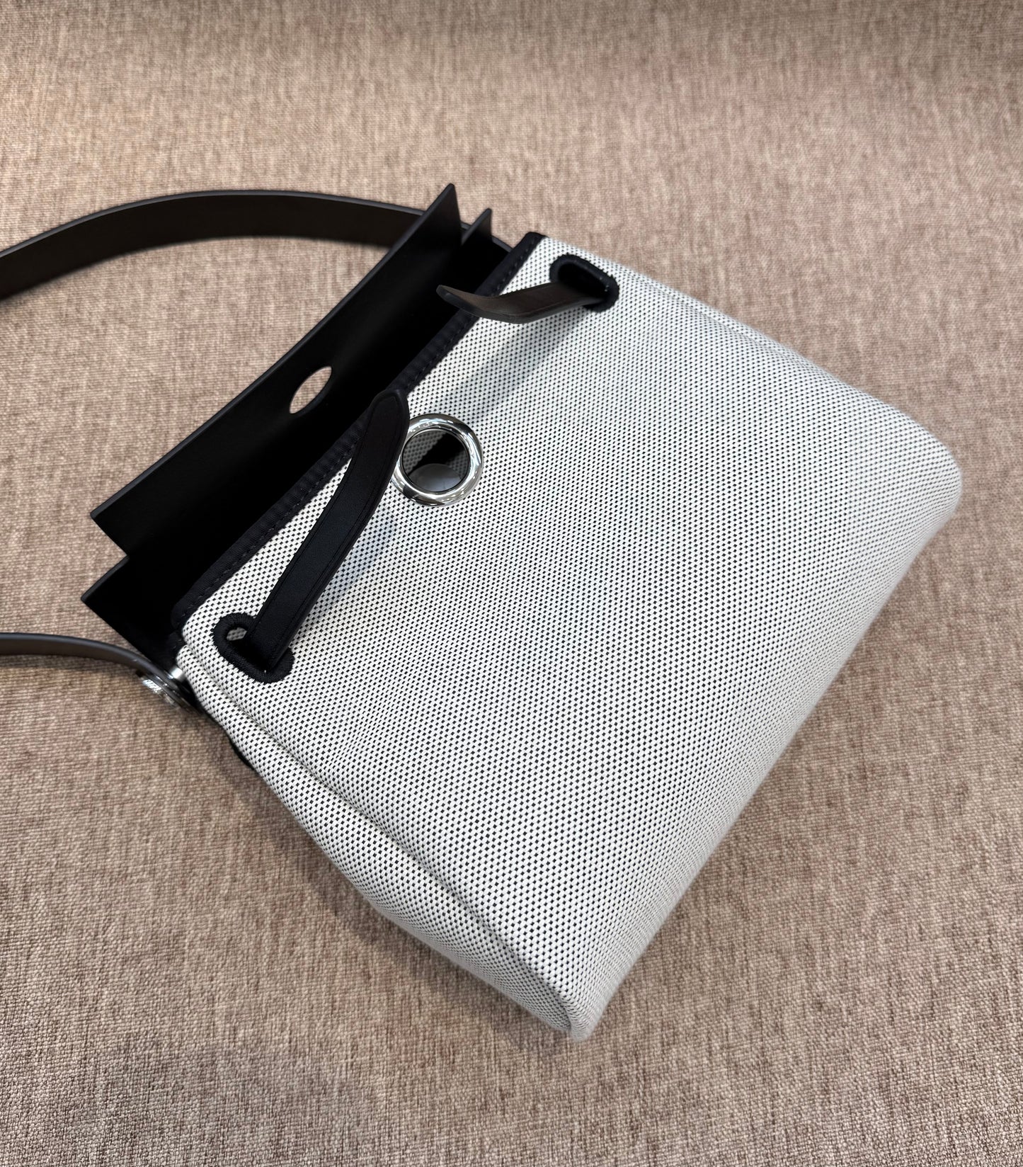 H collection –  Mini Messengers Leather Shoulder Bag 🇰🇷