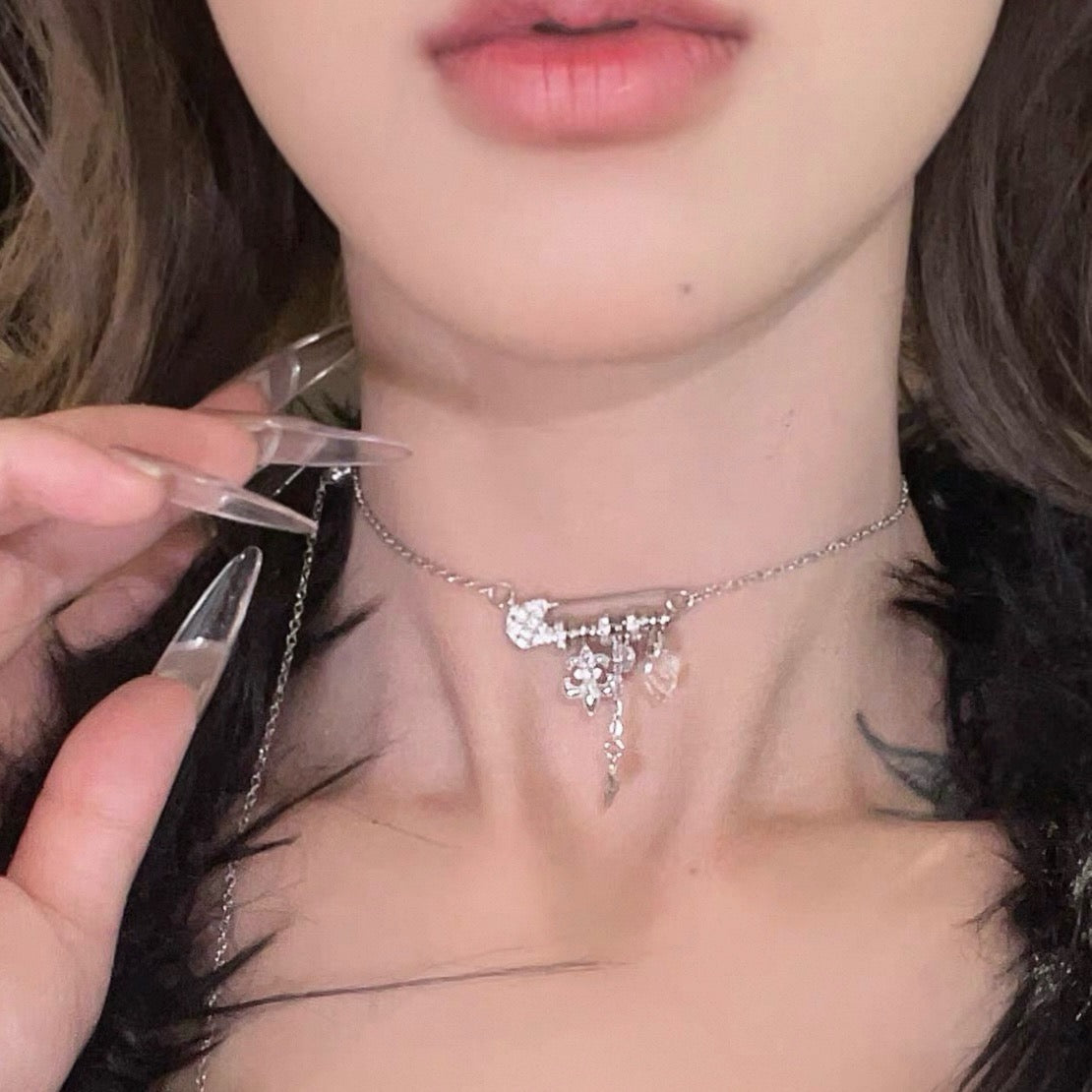 925 Sliver Necklace 鳶尾別針流蘇項鍊