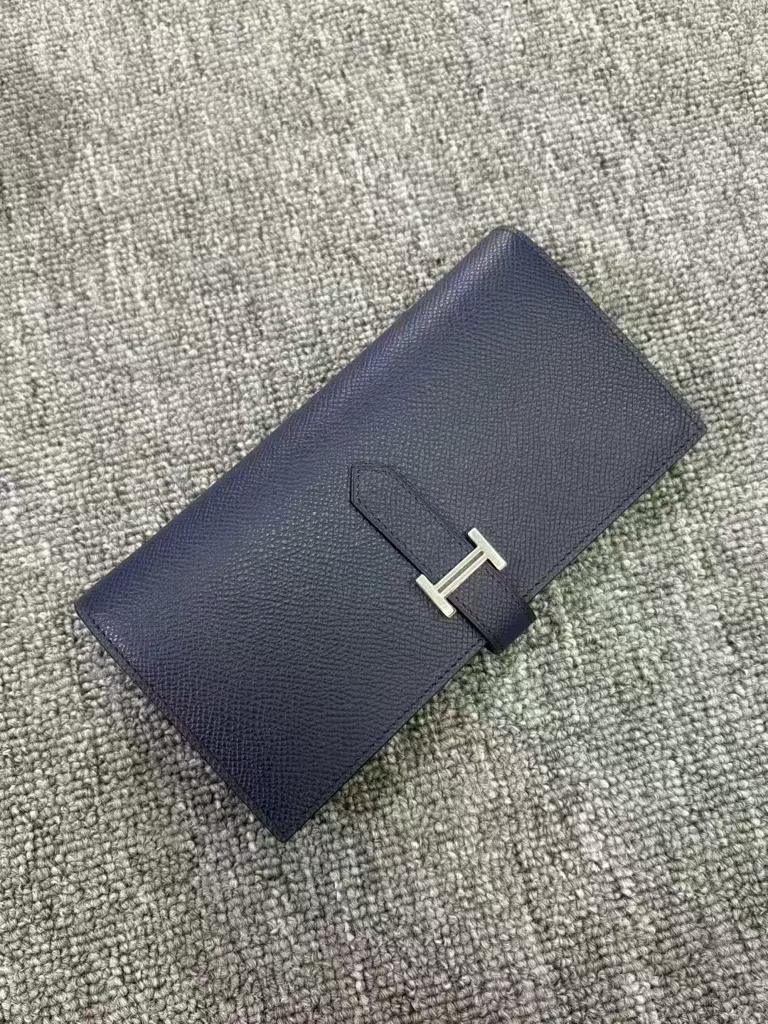 H collection- Long wallet