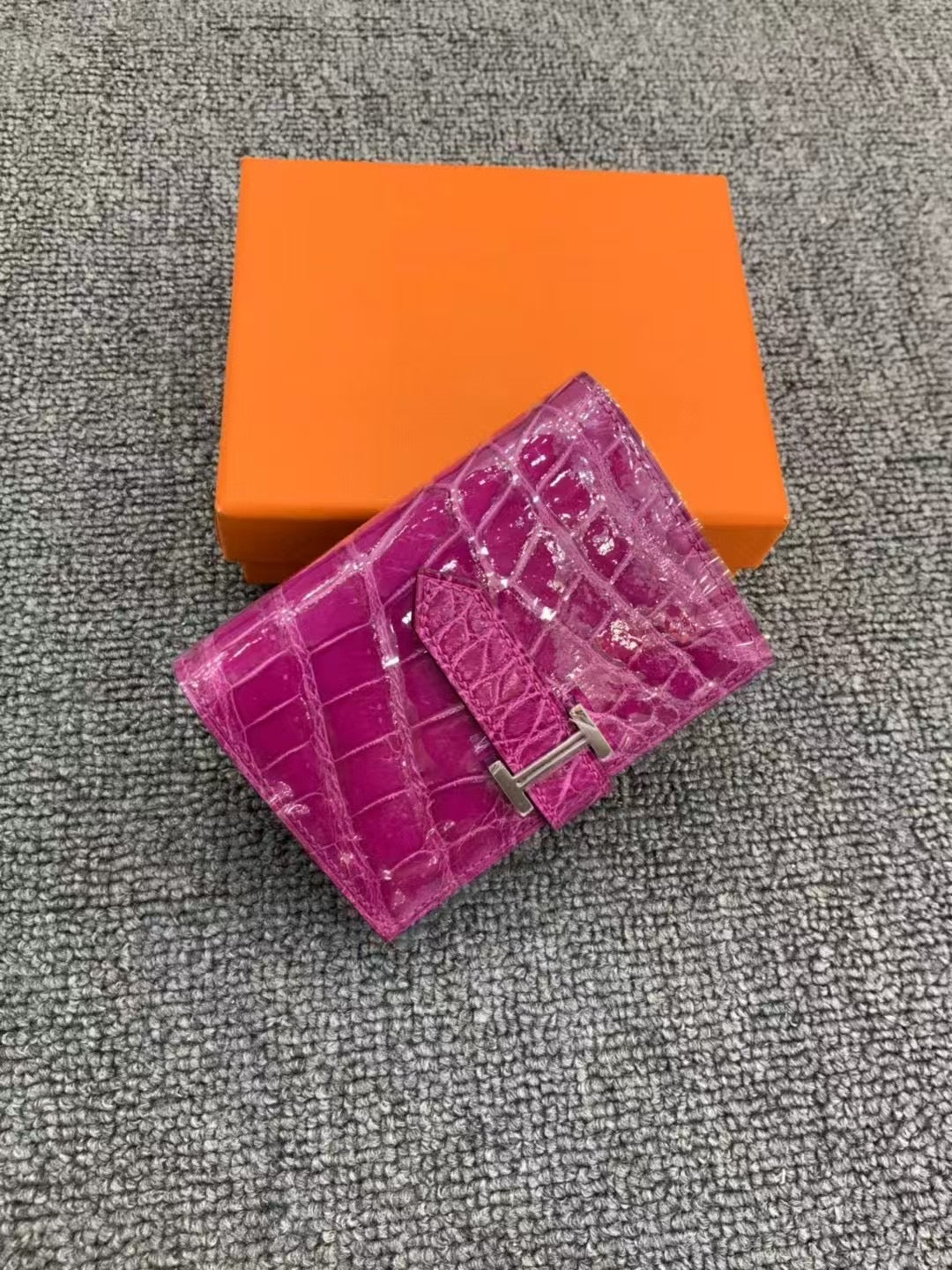 H collection- Handmade card holder