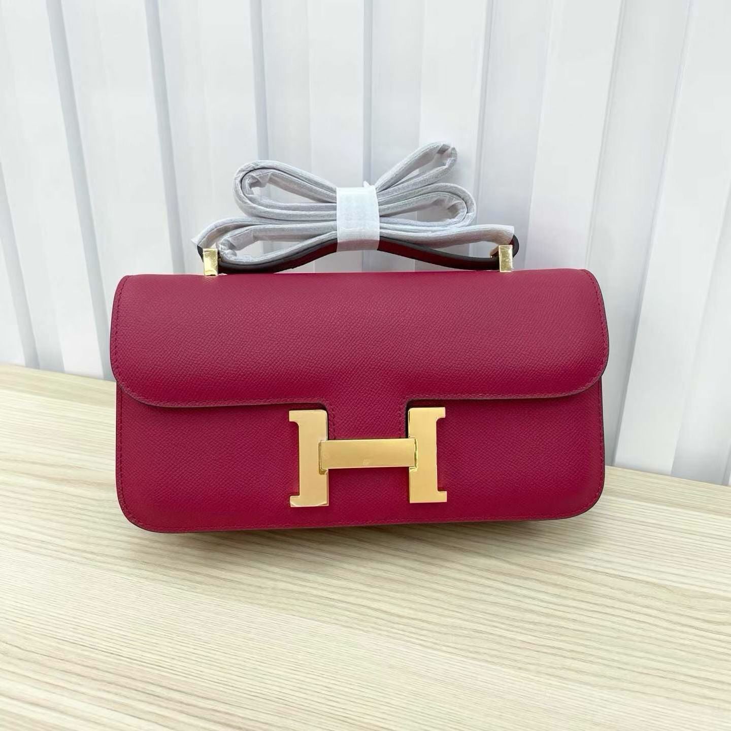 H collection- Con elan style