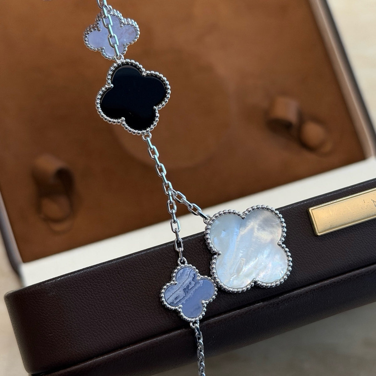 925 Sliver 🌸亂花四葉草手鍊