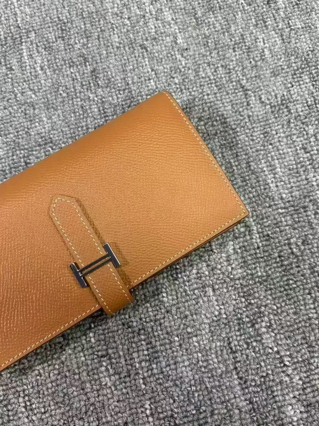 H collection- Long wallet