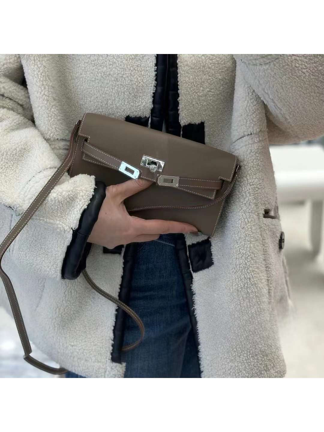 H Collection- 🇰🇷🇰🇷Kelly to go WOC style( wallet)