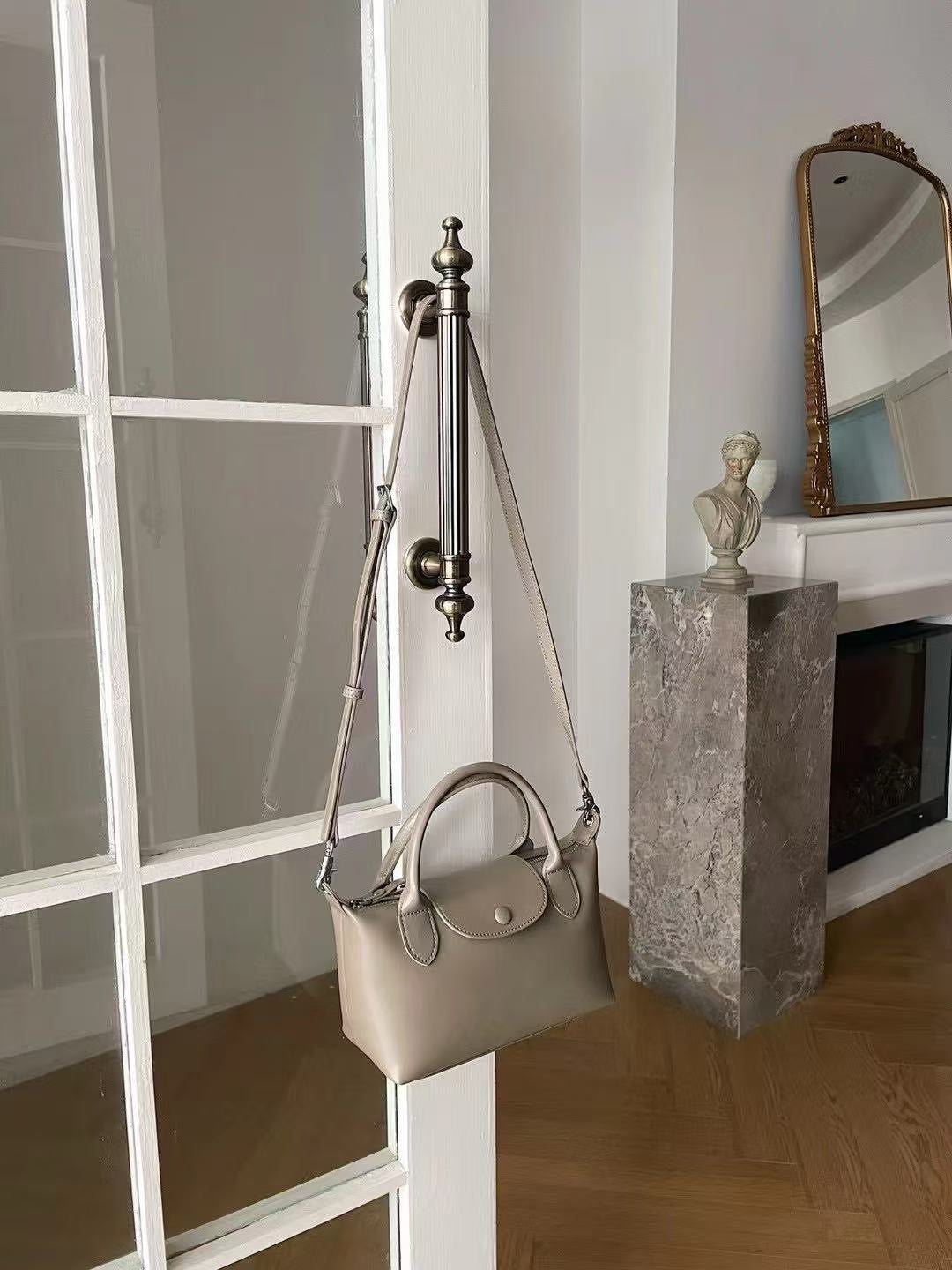 Korea product- Leather Dumping bag