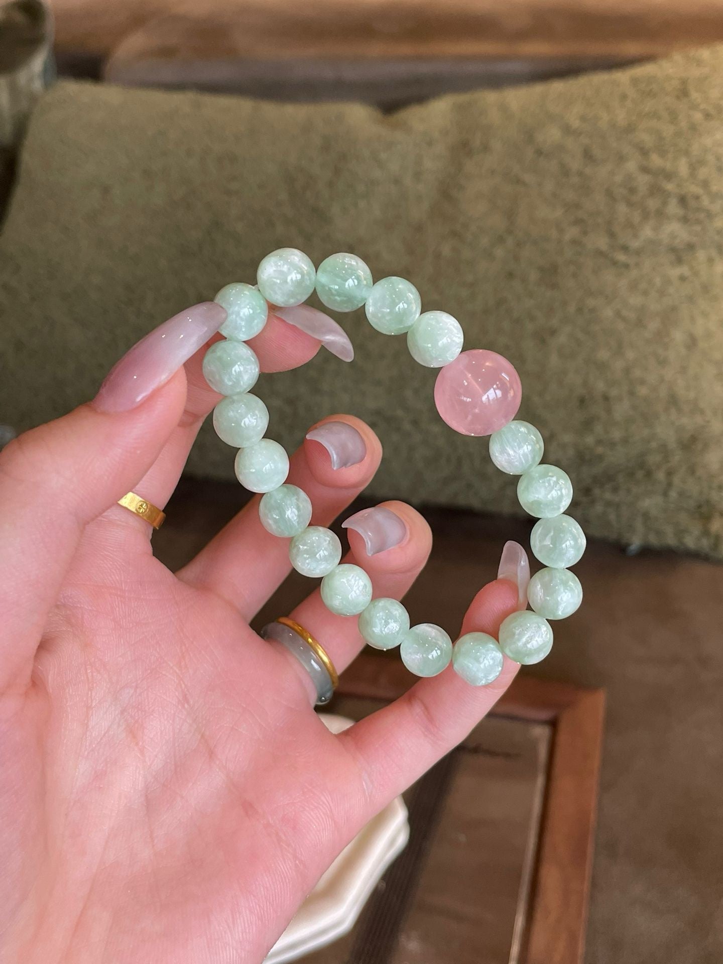 Crystal | 翠綠祖母晶+老礦馬粉