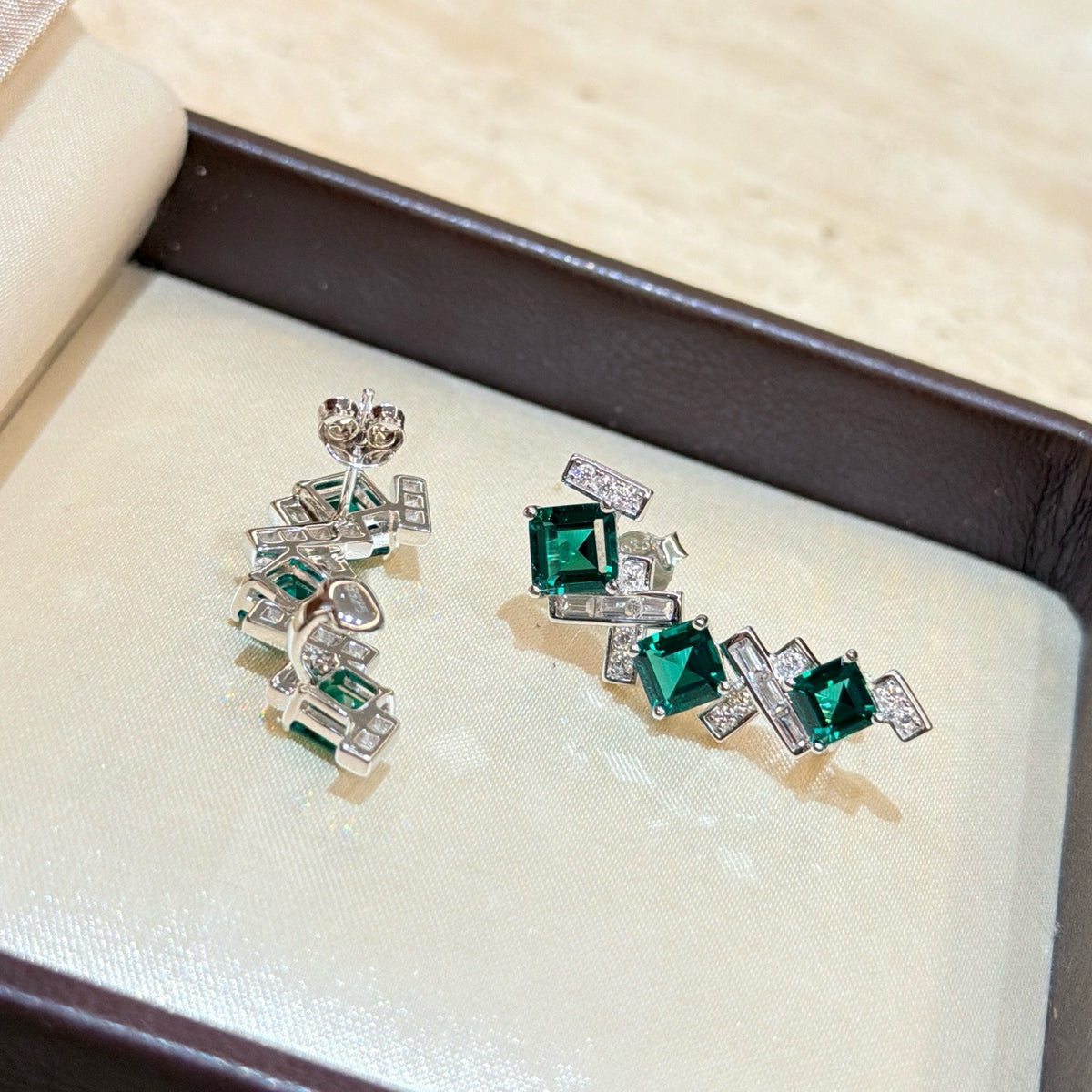 925 Sliver Earrings 祖母綠方鑽梯方耳釘