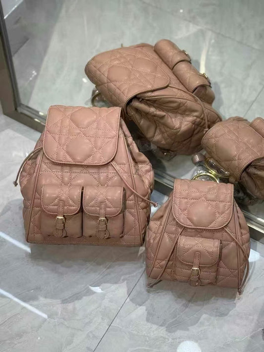 D collection- Lamb 🐑 skin backpack