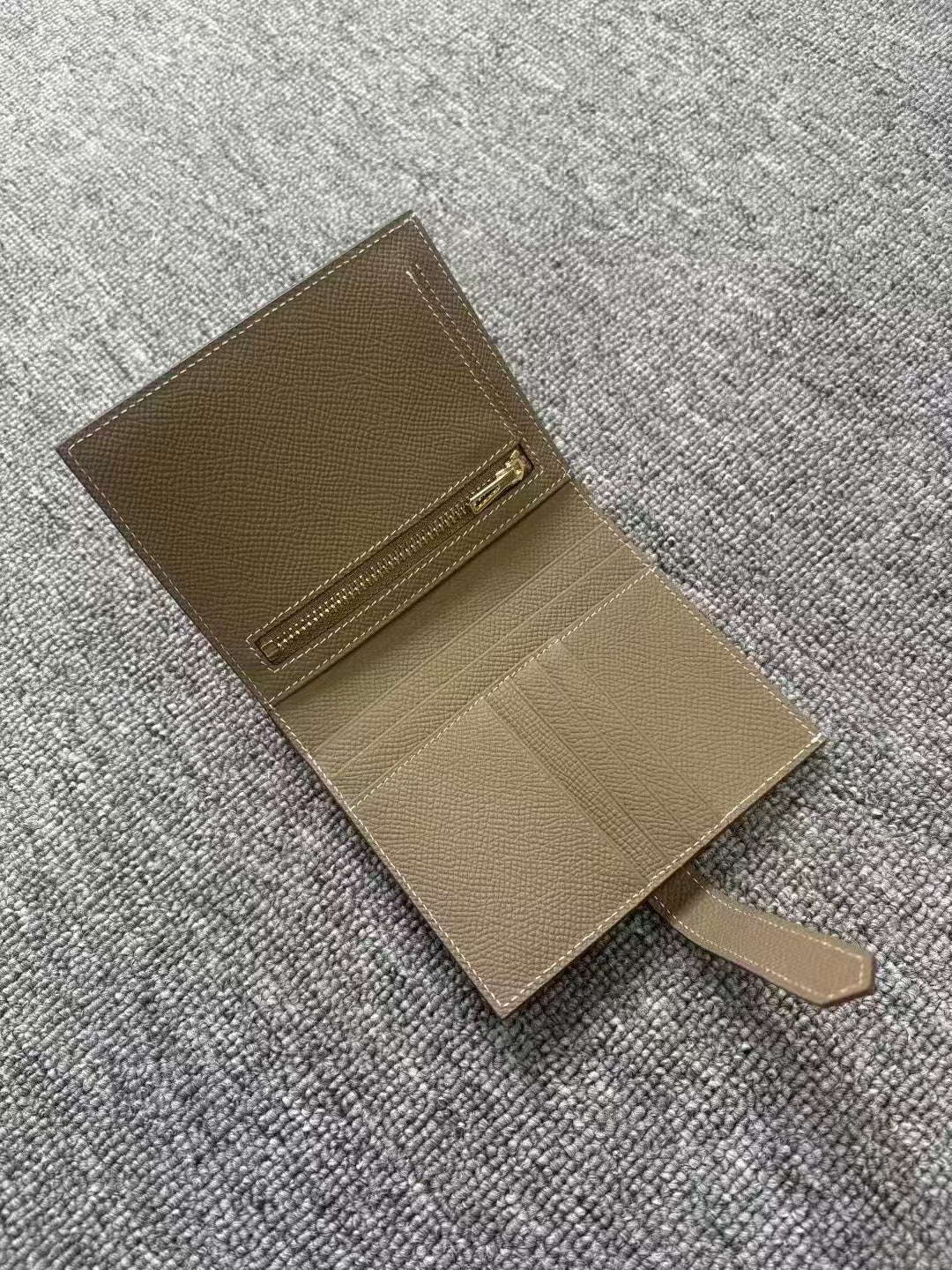 H collection- Short wallet