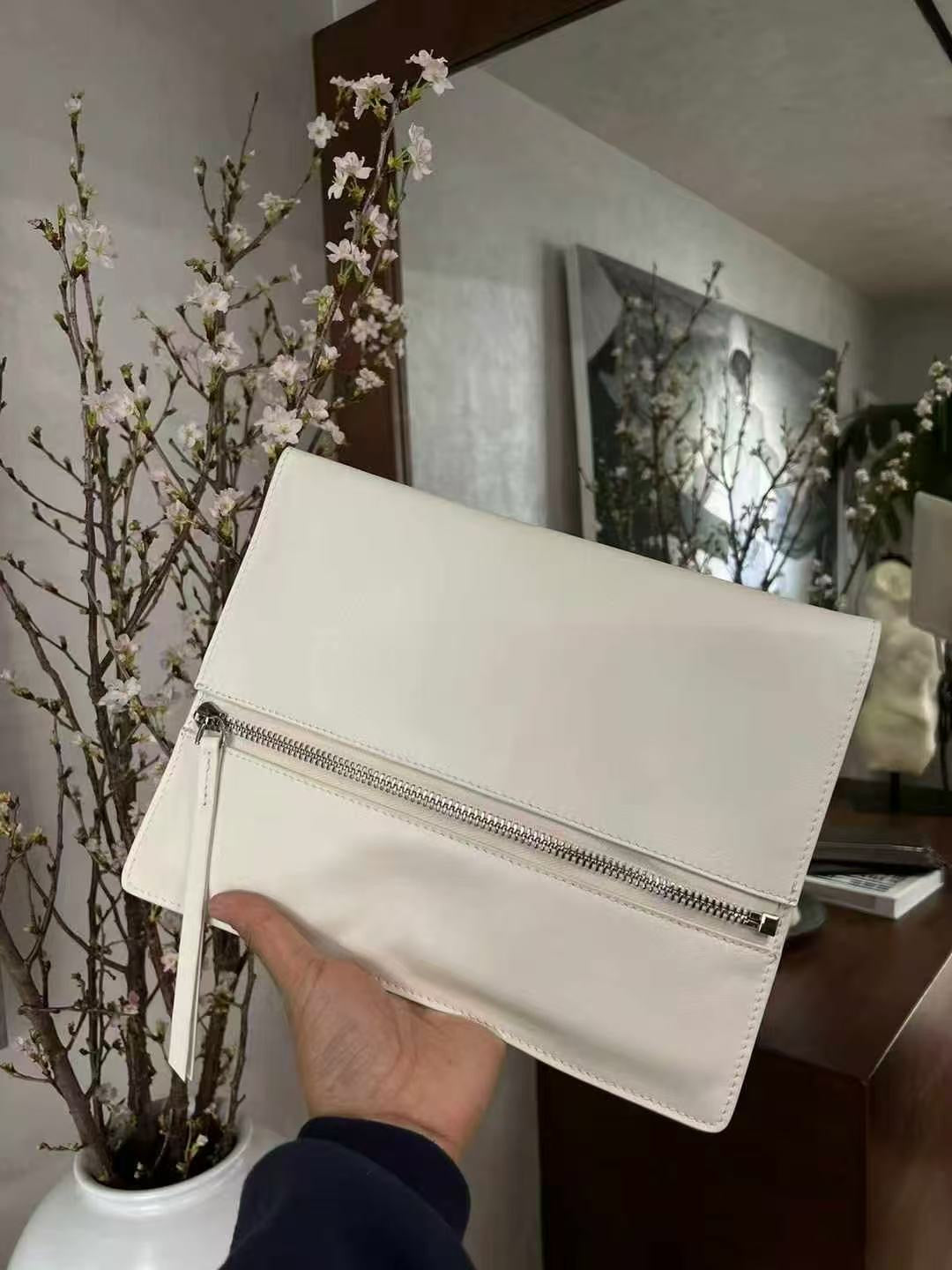 Leather table / notebook case