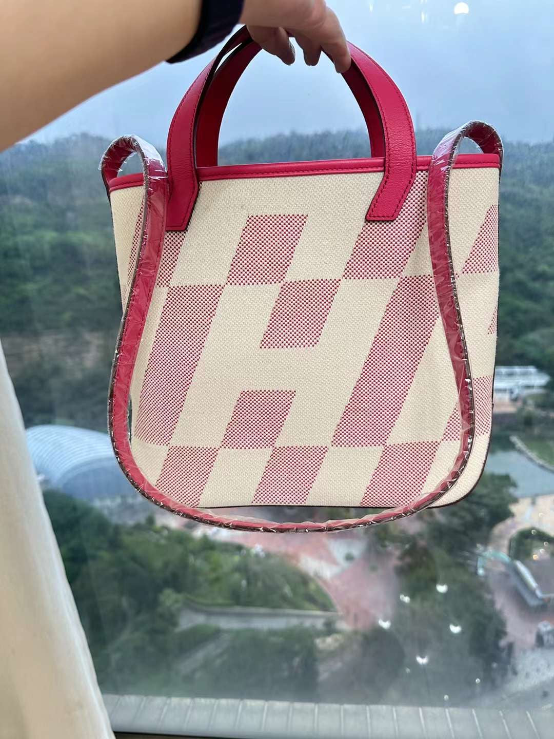 H collection- Pink Tote