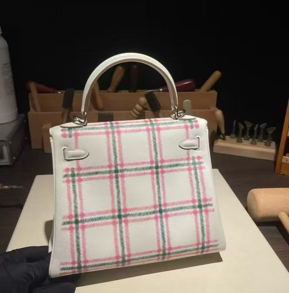 H collection- checkers Box 25cm