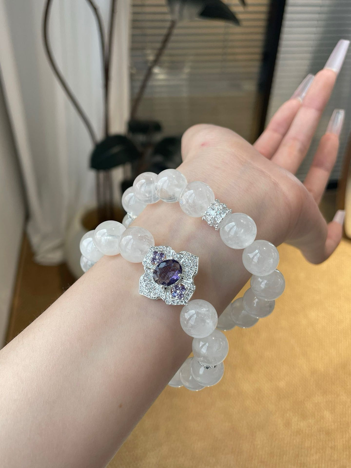 Crystal - 白幽靈🤍 尺寸約12➕ 銅配件
