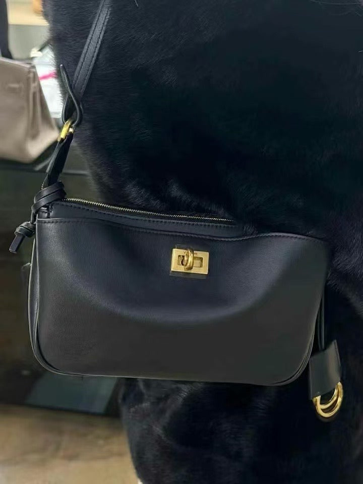 BA collection shoulder bag