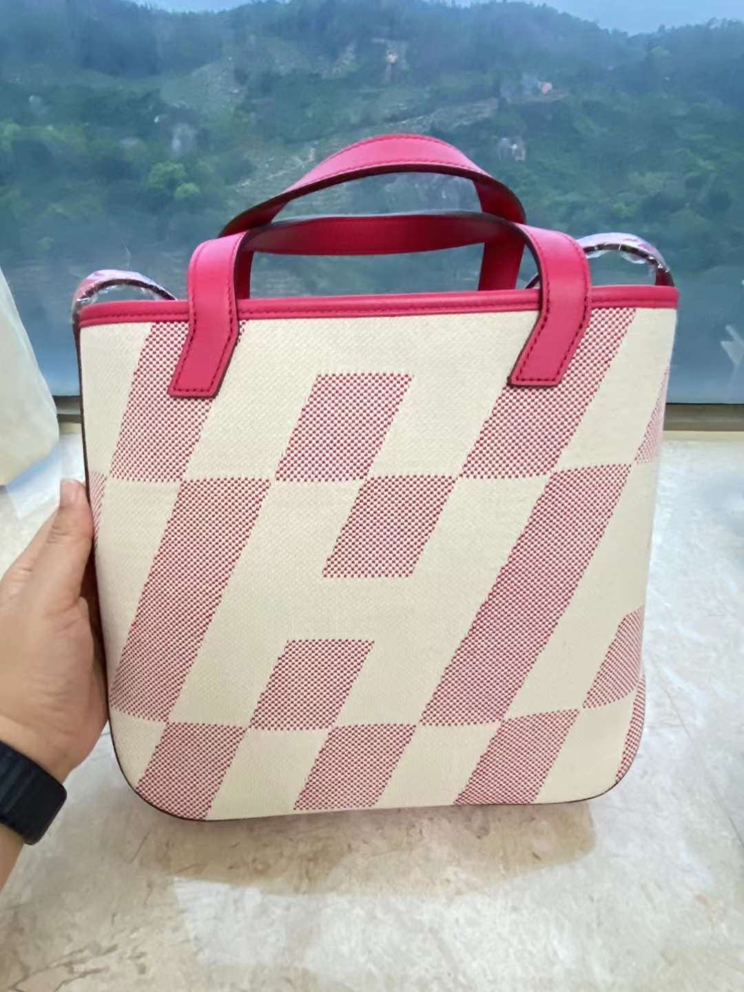 H collection- Pink Tote