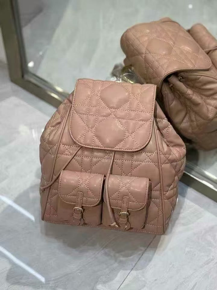 D collection- Lamb 🐑 skin backpack