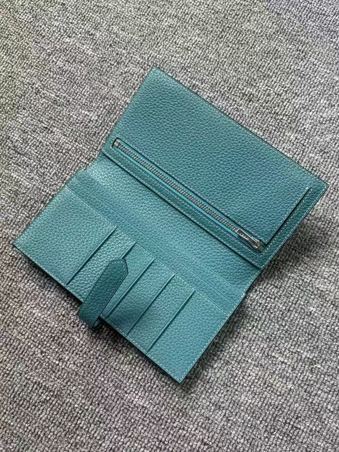 H collection- Long wallet