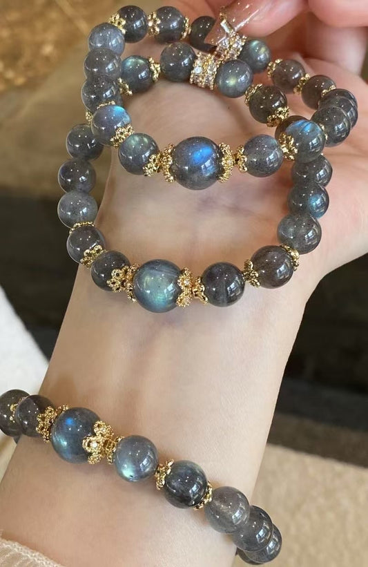 Crystal- Gray moonlight bracelet
