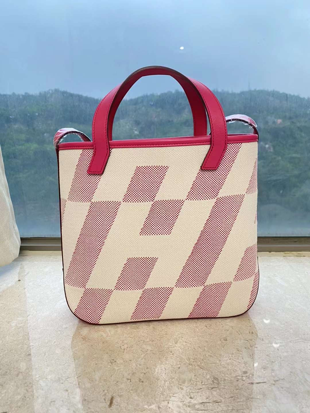 H collection- Pink Tote