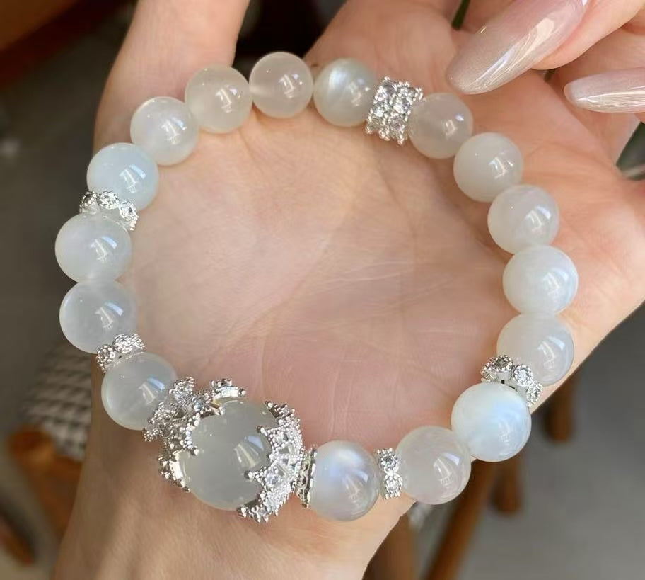 Crystal - White moonstone bracelet