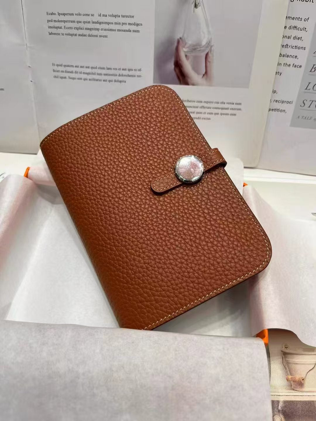 H collection- Dog style wallet