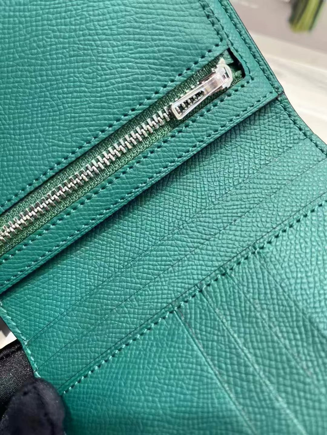 H collection- Short wallet